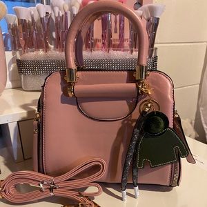 ‼️SOLD‼️NEW PURSE WITH ACCESSORIES